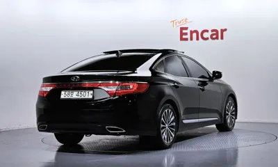 Hyundai Grandeur 2014, 127608 км, за 5798.05 USD