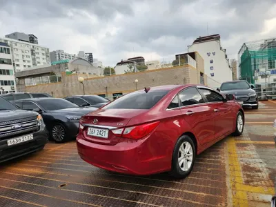 Hyundai Sonata 2012, 133581 км, за 2776.31 USD
