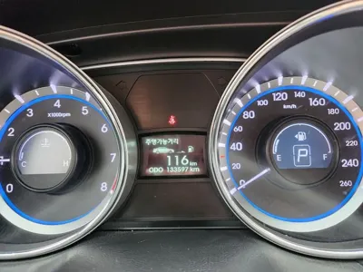 Hyundai Sonata 2012, 133581 км, за 2776.31 USD - фото 8