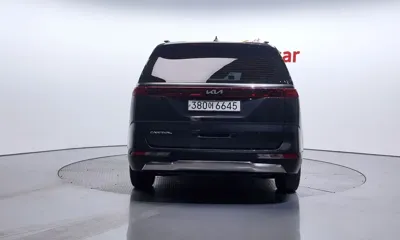 Kia Canival 2022, 80456 км, за 19413.69 USD