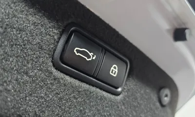 Genesis G70 2019, 110585 км, за 16186.69 USD - фото 20