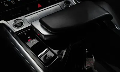 Audi e-tron 2021, 47320 км, за 32390.29 USD - фото 9