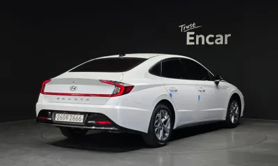 Hyundai Sonata 2022, 82861 км, за 10278.44 USD