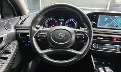 Hyundai Sonata 2022, 82861 км, за 10278.44 USD - фото 12