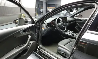 Audi A4 2019, 88533 км, за 12677.35 USD - фото 10