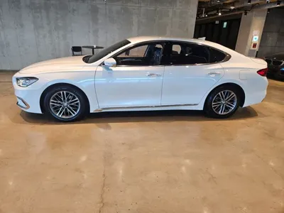Hyundai Grandeur 2017, 194877 км, за 5710.91 USD