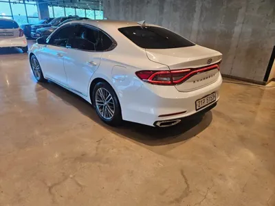 Hyundai Grandeur 2017, 194877 км, за 5710.91 USD