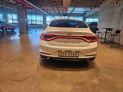 Hyundai Grandeur 2017, 194877 км, за 5710.91 USD - фото 6