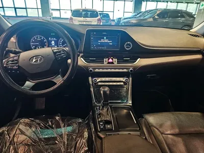 Hyundai Grandeur 2017, 194877 км, за 5710.91 USD - фото 13