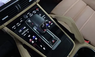 Porsche Cayenne 2023, 49138 км, за 58598.66 USD - фото 9