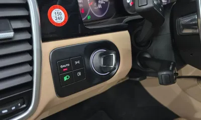 Porsche Cayenne 2023, 49138 км, за 58598.66 USD - фото 27