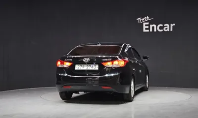Hyundai Avante 2012, 167738 км, за 2637.5 USD
