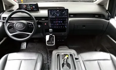 Hyundai Staria 2022, 29882 км, за 20677.43 USD - фото 7