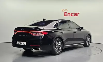 Hyundai Grandeur 2017, 184075 км, за 5863.2 USD