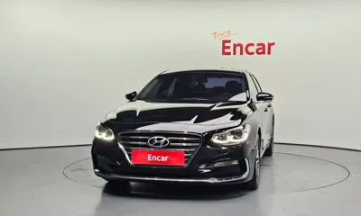 Hyundai Grandeur 2017, 184075 км, за 5863.2 USD