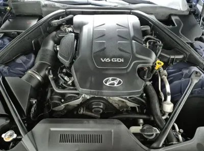 Hyundai Genesis 2016, 151867 км, за 7598.28 USD
