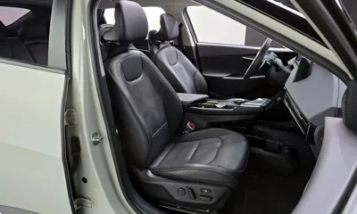 Kia EV6 2022, 52911 км, за 20614.47 USD - фото 12