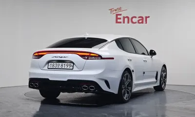 Kia Stinger 2021, 35892 км, за 17517.2 USD