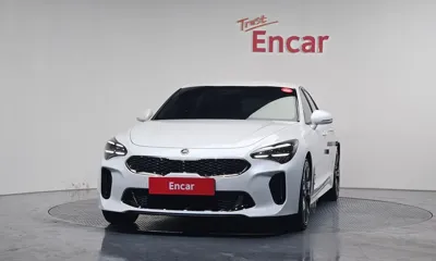 Kia Stinger 2021, 35892 км, за 17517.2 USD