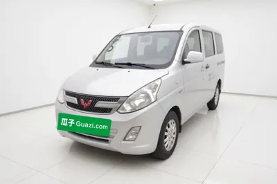Wuling Rongguang V · 2016 год