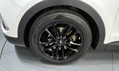 Hyundai Santafe 2017, 100613 км, за 10312.66 USD