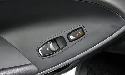 Hyundai Santafe 2017, 100613 км, за 10312.66 USD - фото 18