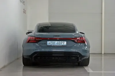 Audi e-tron GT 2022, 44500 км, за 47557.03 USD