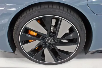 Audi e-tron GT 2022, 44500 км, за 47557.03 USD
