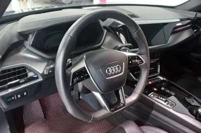 Audi e-tron GT 2022, 44500 км, за 47535.31 USD - фото 11