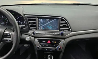 Hyundai Avante 2018, 35534 км, за 7085.74 USD - фото 13