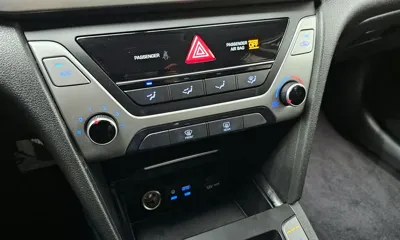 Hyundai Avante 2018, 35534 км, за 7085.74 USD - фото 19