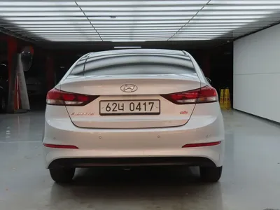 Hyundai Avante 2016, 170042 км, за 3713.36 USD