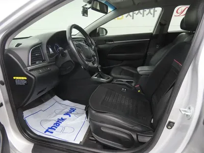 Hyundai Avante 2016, 170042 км, за 3713.36 USD