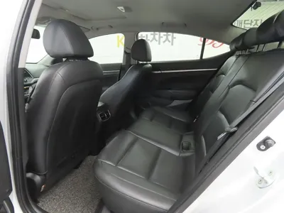Hyundai Avante 2016, 170042 км, за 3713.36 USD - фото 6