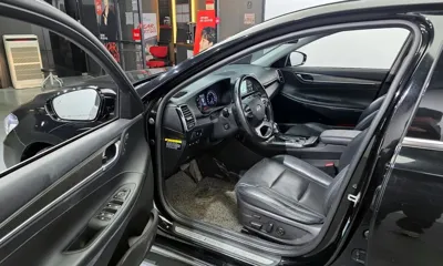 Hyundai Grandeur 2019, 109194 км, за 6892.48 USD - фото 10
