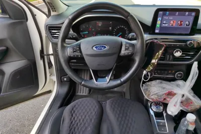 Ford Focus 2020, 61100 км, за 8047 USD - фото 7
