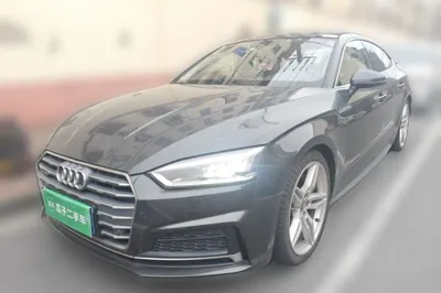 Audi A5 · 2017 год