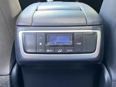 Toyota Highlander 2018, 125000 км, за 16433.37 USD - фото 16