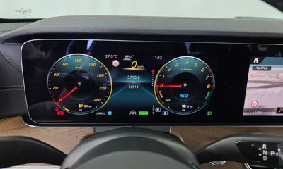 Mercedes-Benz E-Class 2021, 46914 км, за 24637.58 USD - фото 8