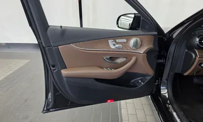 Mercedes-Benz E-Class 2021, 46914 км, за 24637.58 USD - фото 24