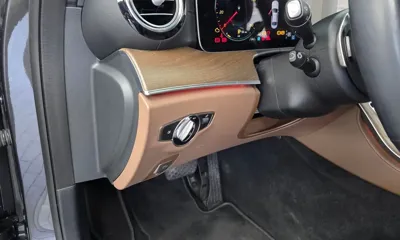 Mercedes-Benz E-Class 2021, 46914 км, за 24637.58 USD - фото 30