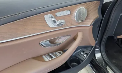 Mercedes-Benz E-Class 2021, 46914 км, за 24637.58 USD - фото 34