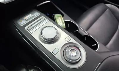 Genesis GV70 2022, 54858 км, за 37744.52 USD - фото 9