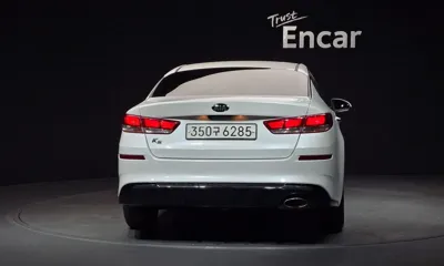 Kia K5 2019, 134063 км, за 6110.64 USD