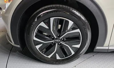 Kia EV6 2023, 16723 км, за 19274.59 USD