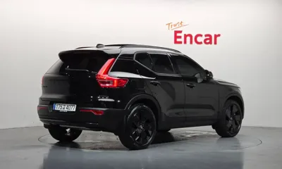 Volvo XC40 2025, 4289 км, за 31788.33 USD