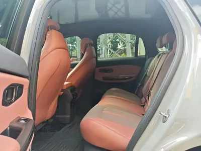 Nio EC6 2021, 66000 км, за 12948.54 USD