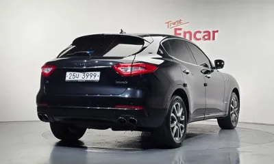 Maserati Levante 2018, 101734 км, за 16541.95 USD