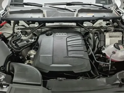 Audi Q5 2022, 59706 км, за 29185.68 USD - фото 6