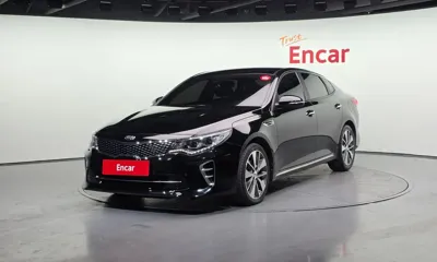 Kia K5 · 2017 год